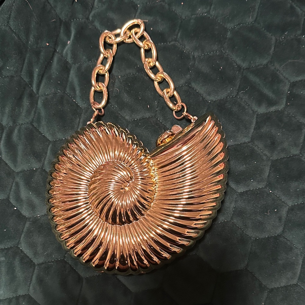 Gold Shell purse